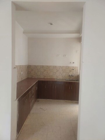 Furnished Amenities in 3 BHK Apartment at Amrapali Golf Homes, Sector 4 Greater Noida – for Sale