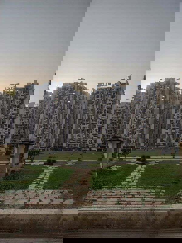 2 BHK + Study Room 1100 Sq.Ft. Apartment in Amrapali Golf Homes