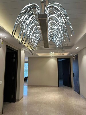 Building Lobby in 3 BHK Builder Floor at Anand Vihar – for Rent