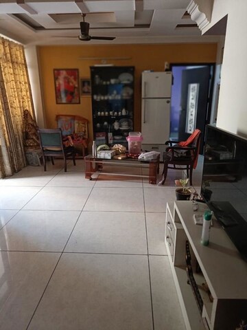 Master Bedroom in 3 BHK Apartment at Sector 12 Dwarka – for Rent