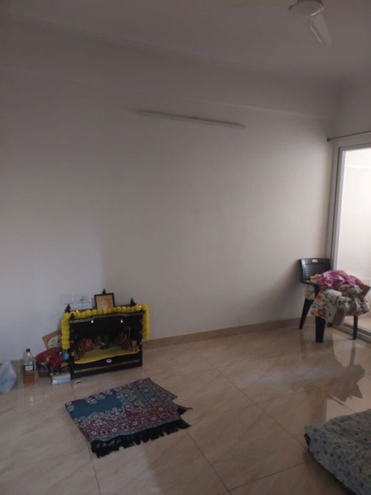 Living Room, gaur-city-2-14th-avenue 2 Bedroom 855 Sq.Ft. Apartment In Sector 16c Greater Noida Greater Noida 9994492