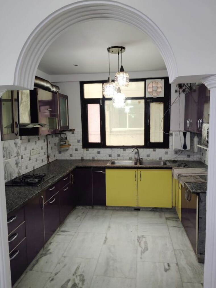 Kitchen, sector 19b dwarka 4 Bedroom 2000 Sq.Ft. Apartment In Sector 19b Dwarka Delhi 9994499