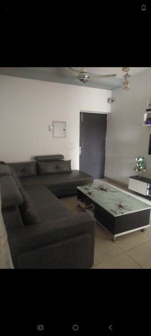 Living Room in 2.5 BHK Apartment at Express Zenith, Sector 77 – for Rent