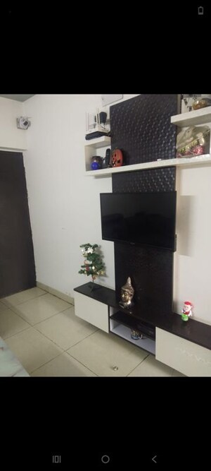 Kitchen in 2.5 BHK Apartment at Express Zenith, Sector 77 – for Rent