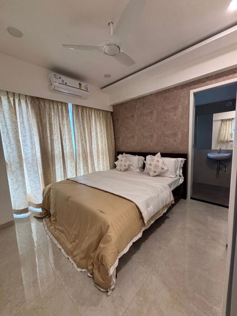 Bedroom, k-raheja-vistas 3 Bedroom 1139 Sq.Ft. Apartment In Powai Mumbai 9994504