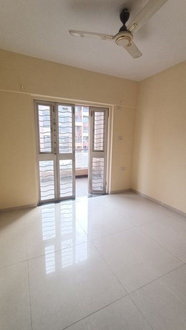 Room, gk-vedanta 3 Bedroom 1100 Sq.Ft. Apartment In Wakad Pune 9994509