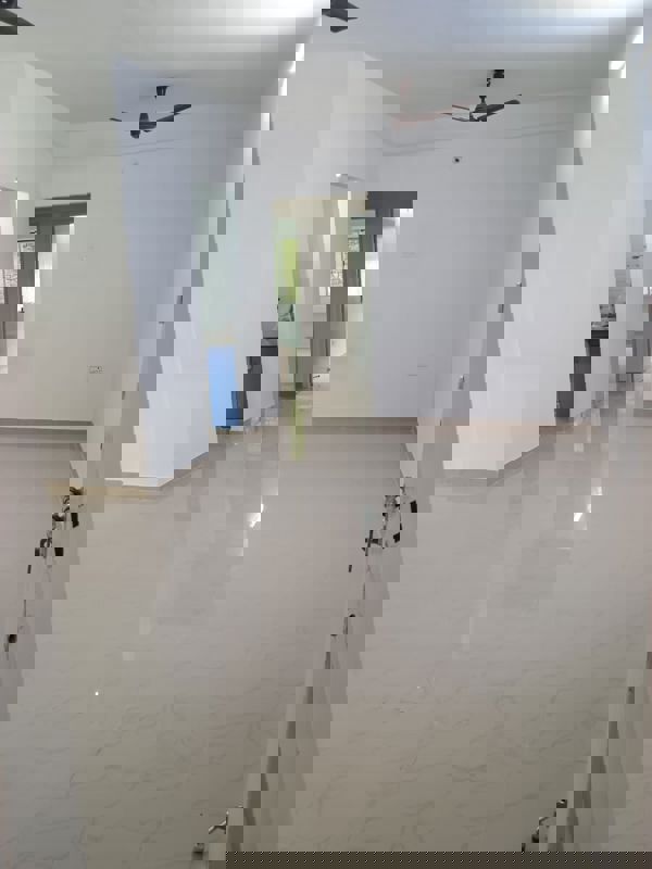 2 BHK 1050 Sq.Ft. Apartment in Salarpuria Sattva H And M Royal