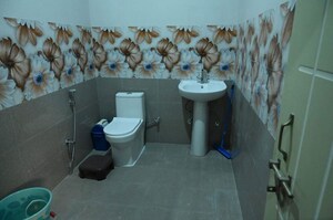 Master Bedroom in Studio Apartment at Bhutani Astrathum, Tech Zone 7 Greater Noida – for Sale