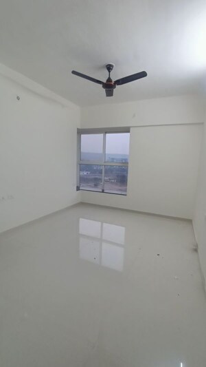 Room in 3 BHK Apartment at Pride Purple Park Titan, Hinjewadi – for Rent