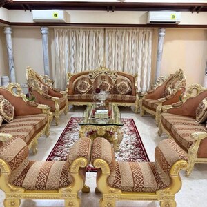 Living Room in 5 BHK Villa at Lokhandwala Complex – for Sale