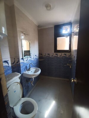 Bathroom in 3 BHK Apartment at Sector 3 Dwarka – for Rent