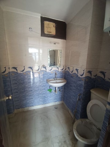 Bathroom in 3 BHK Apartment at Sector 3 Dwarka – for Rent