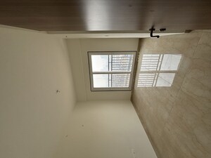 Room in 2 BHK Apartment at Shapoorji Pallonji BKC 28, Bandra East – for Rent