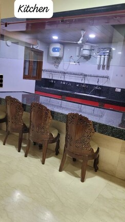 3 BHK + Pooja Room Builder Floor For Rent in Defence Colony