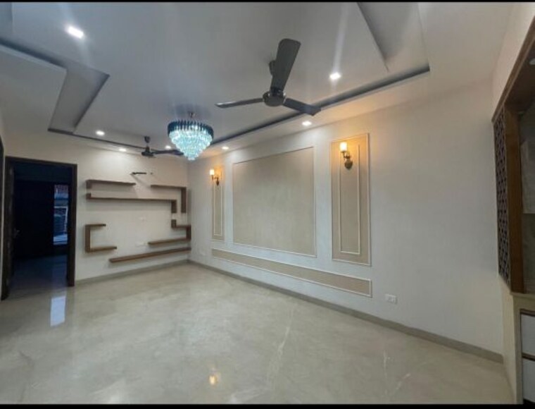 Room, sector 38 3 Bedroom 1800 Sq.Ft. Builder Floor In Sector 38 Chandigarh 9994565