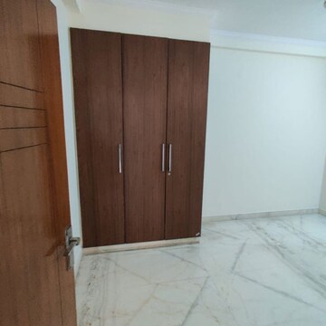 Room in 2 BHK Builder Floor at Malviya Nagar – for Rent