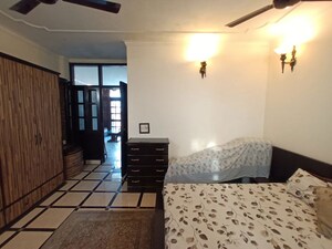 Bedroom in 3 BHK Builder Floor at Chittaranjan Park – for Rent