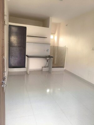 Room in 1 RK Penthouse at Scheme 78 – for Rent