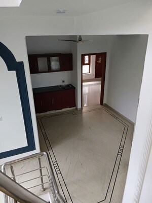 Balcony in 3 BHK Builder Floor at Sector 11 – for Rent