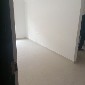 Room in 1 BHK Apartment at Sushanku Avenue 36, Goregaon West – for Rent