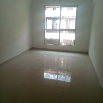 Room in 1 BHK Apartment at Sushanku Avenue 36, Goregaon West – for Rent