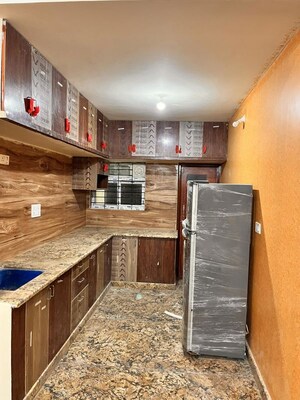 Kitchen in 1.5 BHK Builder Floor at Kr Puram – for Rent