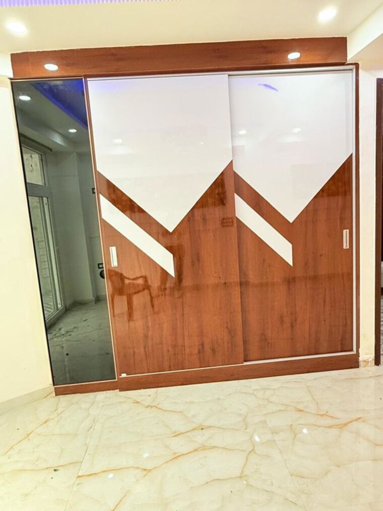 undefined, sector 11 2 Bedroom 1400 Sq.Ft. Independent House In Sector 11 Noida 9994615