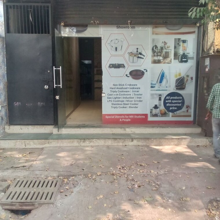  Parking, samruddhi-chs-goregaon-west Commercial Warehouse 1200 Sq.Yd. In Motilal Nagar Mumbai 9994617