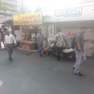 Parking in  Shop at Jaykar Smruti, Aarey Road – for Rent