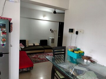 Furnished Amenities in 2 BHK Apartment at Matrix Alfa 1, Kharadi – for Rent