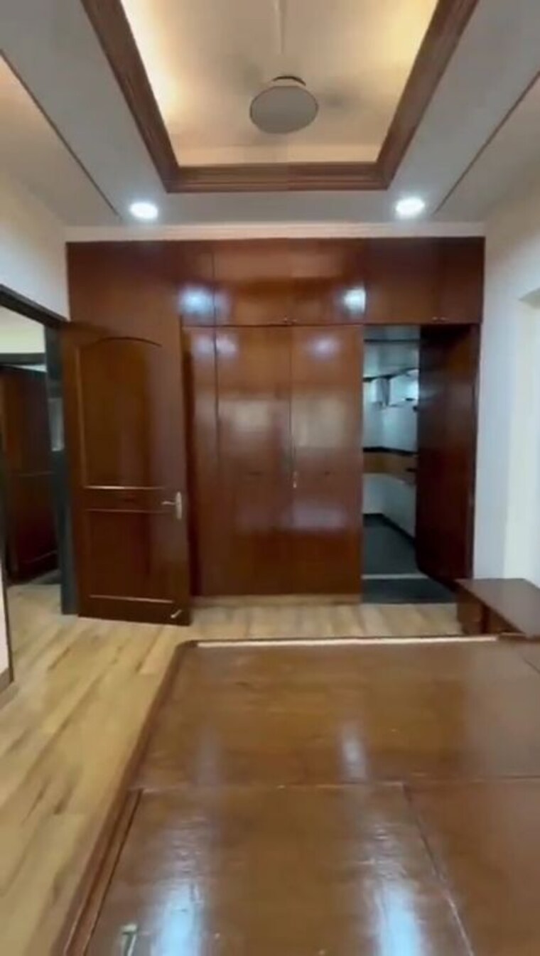 Master Bedroom, shangrila-chs-versova 2 Bedroom 800 Sq.Ft. Apartment In Versova Mumbai 9994639
