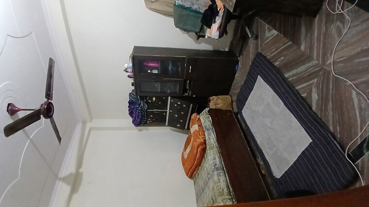 Bedroom, okhla vihar 2 Bedroom 450 Sq.Ft. Builder Floor In Okhla Vihar Delhi 9994645