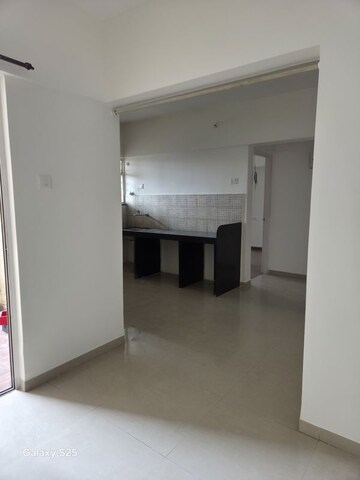 Room in 2 BHK Apartment at Jalan Aura County Pune, Wagholi – for Rent