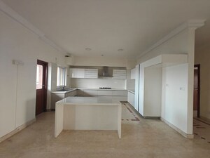 Building Lobby in 3 BHK Apartment at Hm Grandeur, Frazer Town – for Rent
