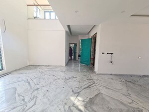 Room in 4 BHK Penthouse at Rajmahal Apartments Sadashiva Nagar, Sadashiva Nagar – for Rent