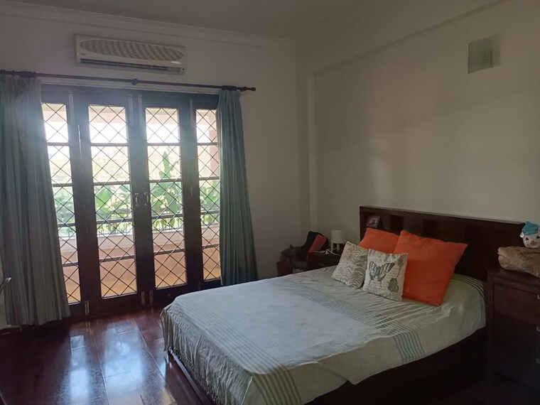 Bedroom, sterling-brunton 4 Bedroom 6000 Sq.Ft. Penthouse In Mg Road Bangalore 9623266