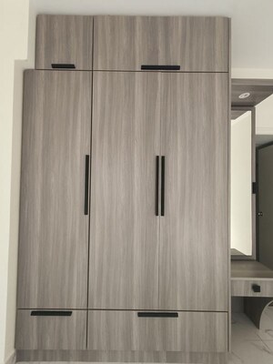 Building Lobby in 3 BHK Apartment at SNS Premnivas, Infantry Road – for Rent