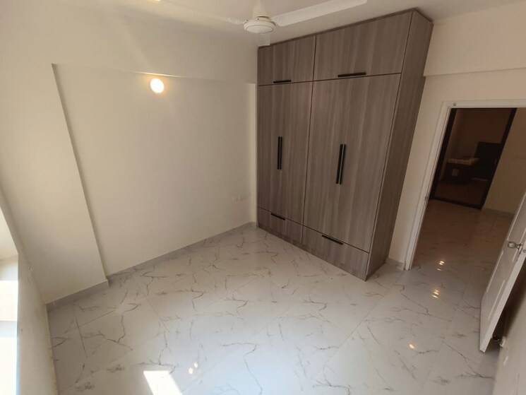 Room, sns-premnivas 3 Bedroom 1850 Sq.Ft. Apartment In Infantry Road Bangalore 9478909