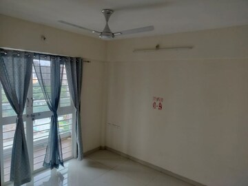 Room in 2 BHK Apartment at Basil Mondale, Mundhwa – for Rent
