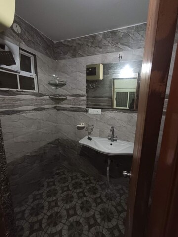 Attached Bathroom in 3 BHK Apartment at Queens Manor Apartment, Shivaji Nagar – for Rent