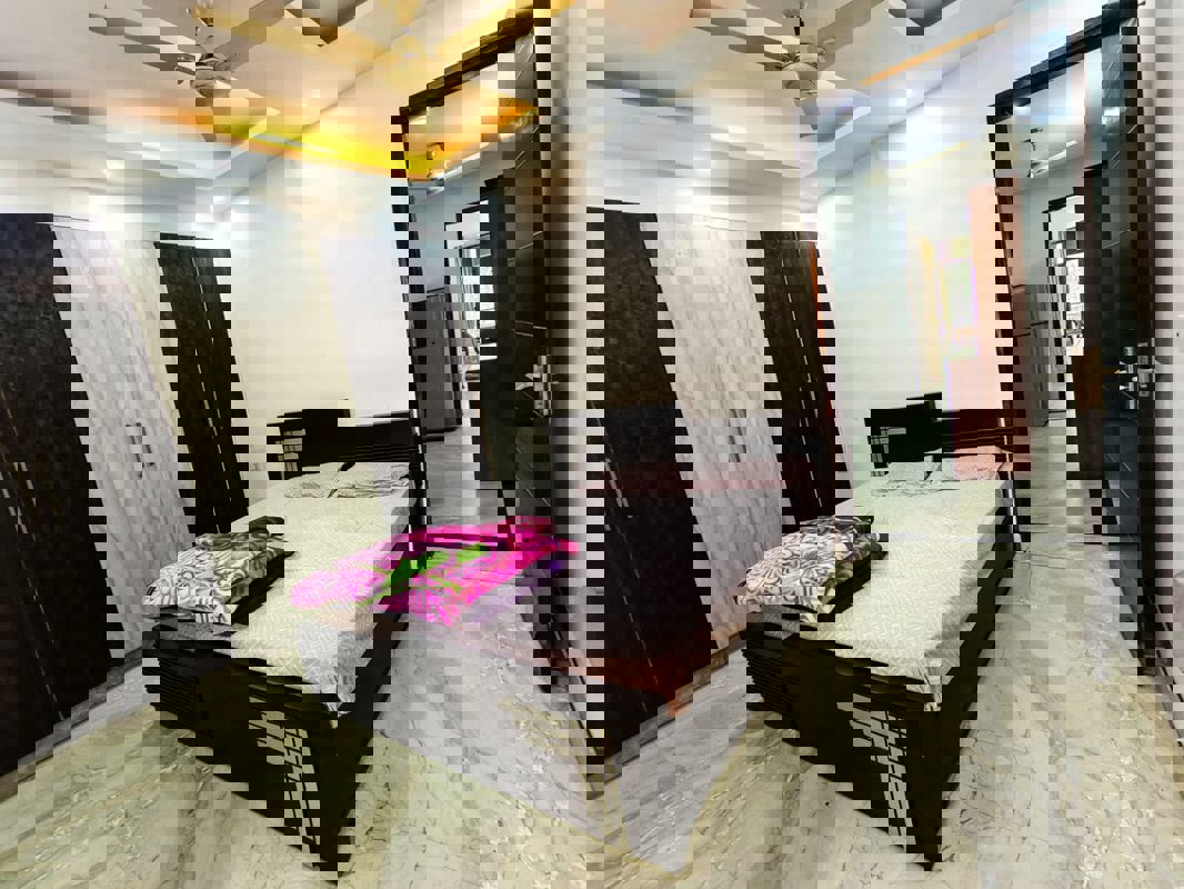 2 BHK 120 Sq.Yd. Builder Floor in DLF Building 10