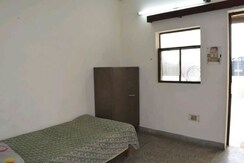 1 BHK Apartment For Rent in Lajpat Nagar II