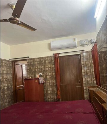 Living Room in 1 BHK Builder Floor at Sector 22 – for Rent