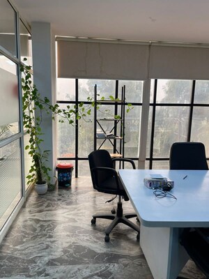 Team Area in  Co-working Space at Senior Mall, Sector 18 – for Rent