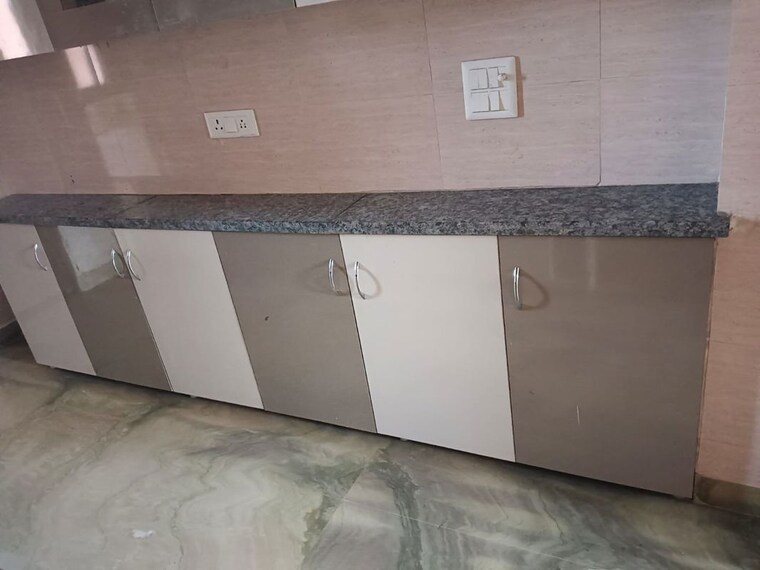 Bathroom, rwa-apartments-sector-26 2.5 Bedroom 1850 Sq.Ft. Builder Floor In Sector 26 Noida 9994782