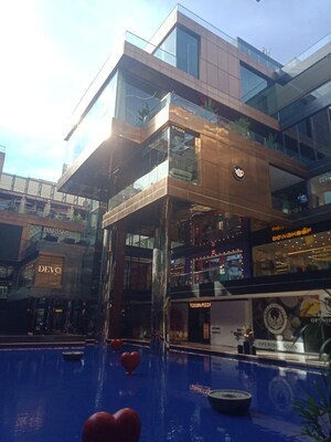  Shop For Sale in Elan Epic, Sector 70