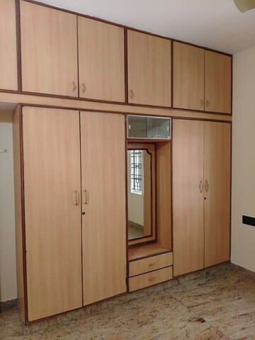Room in 2 BHK Builder Floor at Btm Layout – for Rent