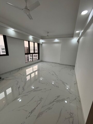 2 BHK Apartment For Rent in Anant Tara, Kandivali West