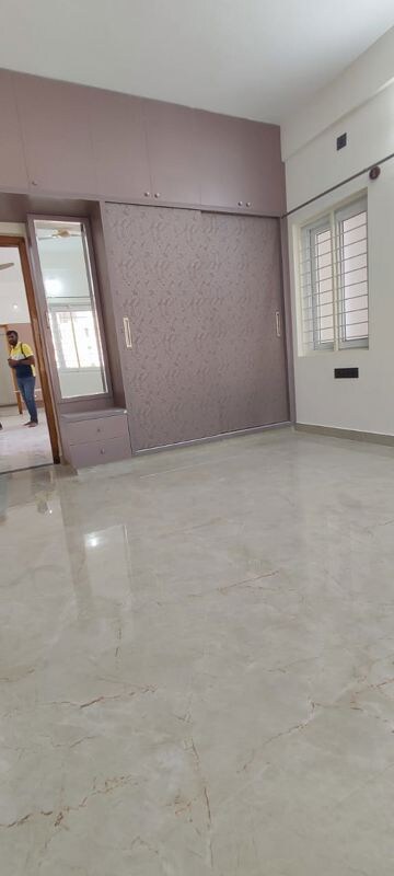 Room in 3 BHK Builder Floor at Vijaya Bank Layout – for Rent