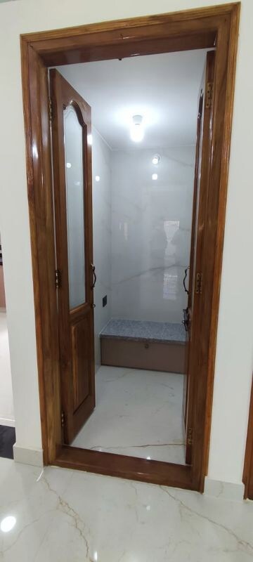 Furnished Amenities in 3 BHK Builder Floor at Vijaya Bank Layout – for Rent